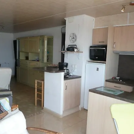Apartment 2p Climatise Face A - Fr-1-833-7